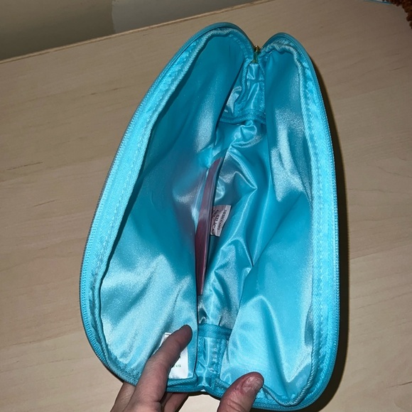 Lilly Pulitzer Bayside Blue Under the Moon Eisley Pouch NEW - Picture 4 of 5